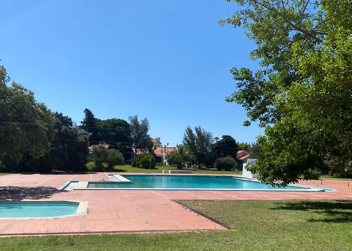 アパート Cozy Charm